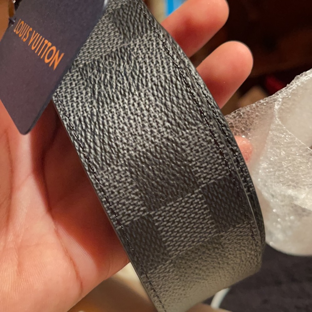 Louie Vuitton Belt - Picture 4 of 6